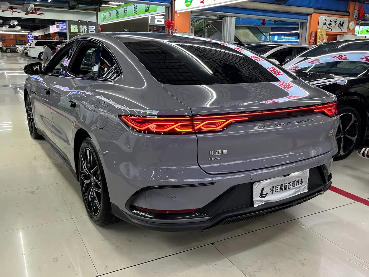 Фото 4 - BYD Han