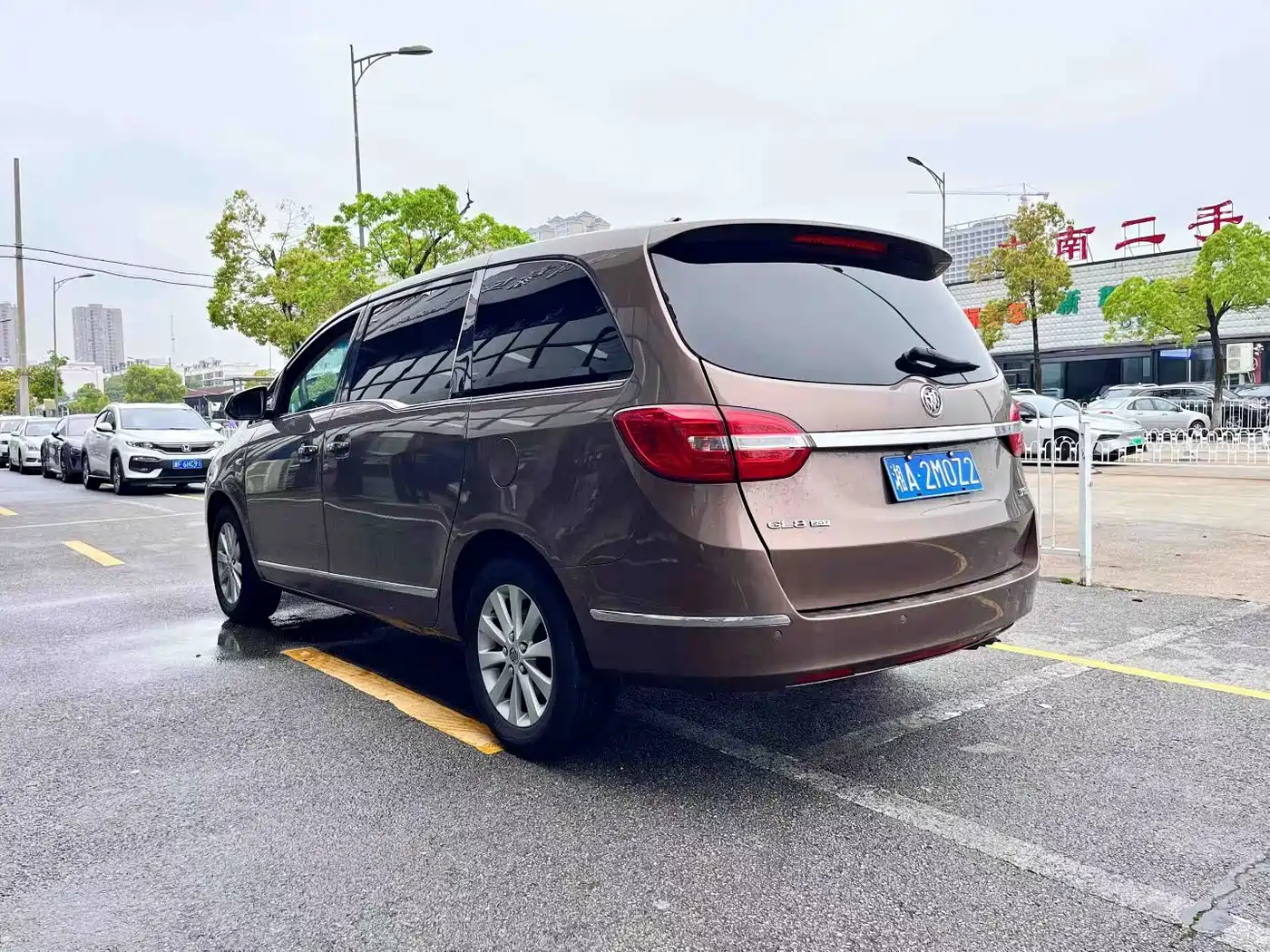 Buick GL8 2018 28T Luxury Model China VI фото 4