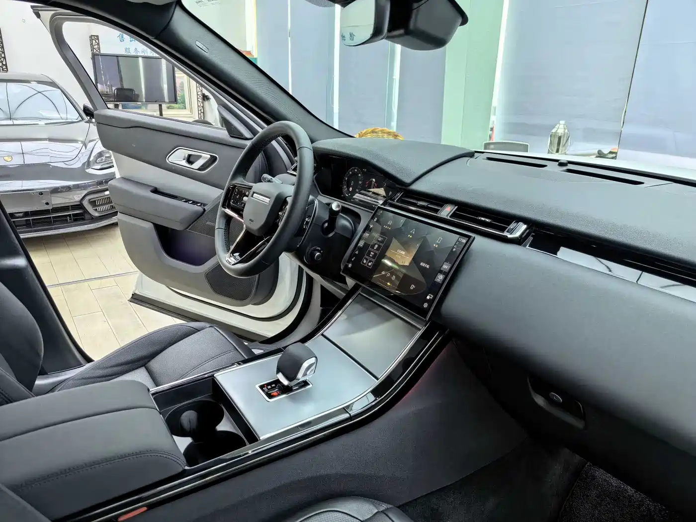 Land Rover Range Rover Velar 2025 2025 S