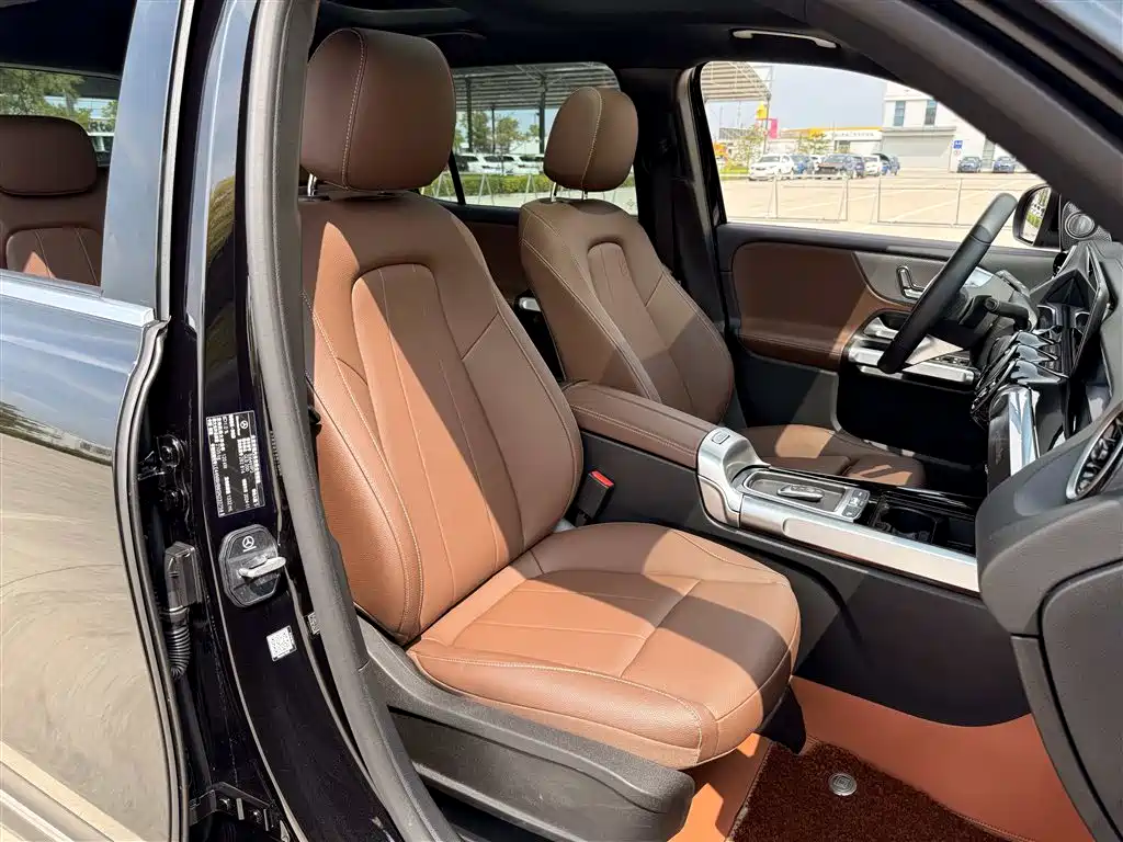 Mercedes-Benz GLB 2025 2025 Model GLB 200 Dynamic Edition
