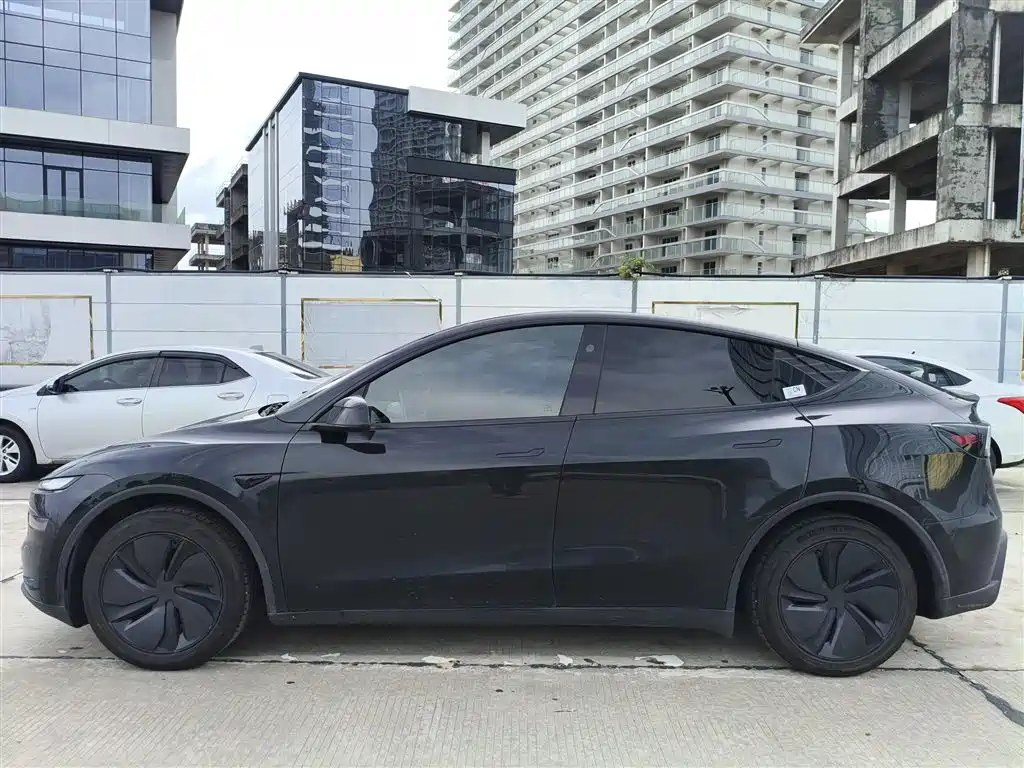 Tesla Model Y 2026 2026 Long Range All-Wheel Drive