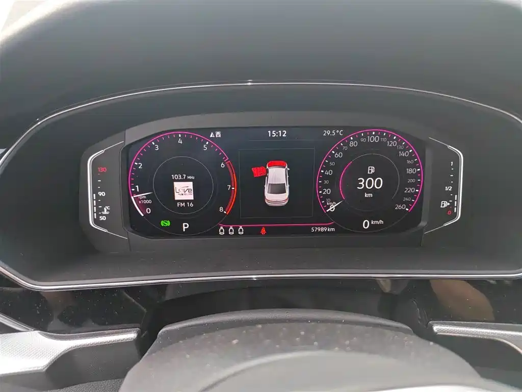 Volkswagen Passat 2023 330TSI Starlight Premium Edition фото 8
