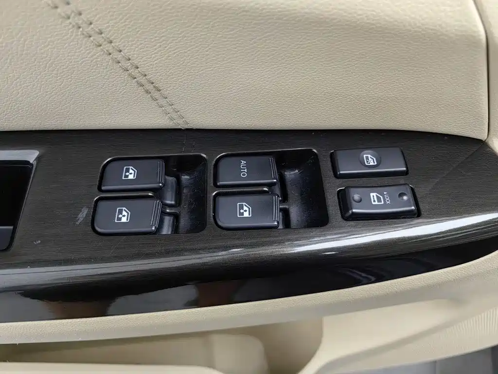 Changan Eado 2015 2015 1.6L Manual Luxury China V