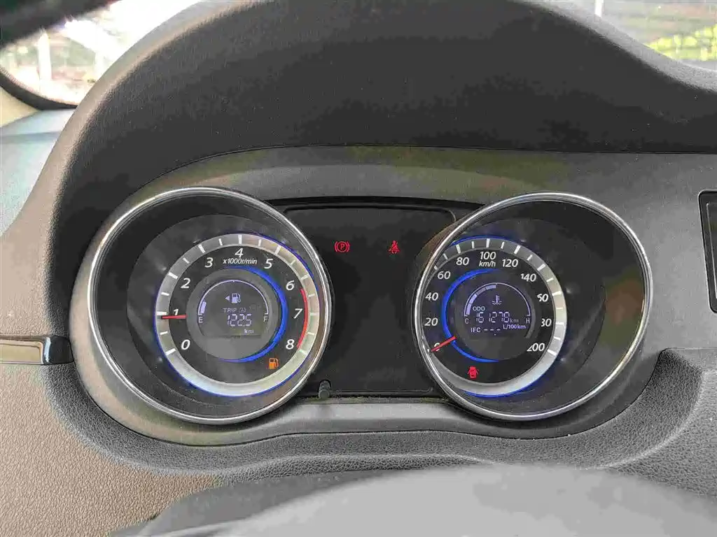Great Wall C30 2013 2012 1.5L Manual Luxury