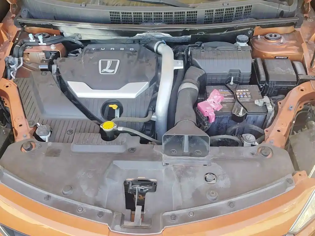 Luxgen U6 SUV 2015 2015 1.8T Fashion Upgrade