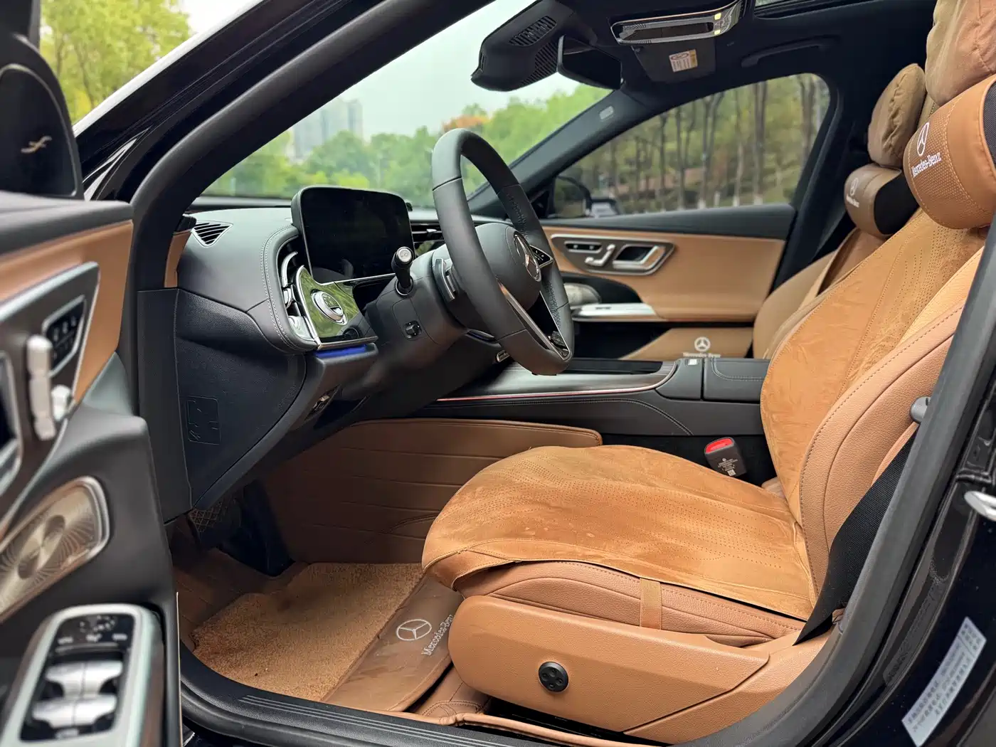 Mercedes-Benz E-Class 2025 E 300 L Luxury фото 5