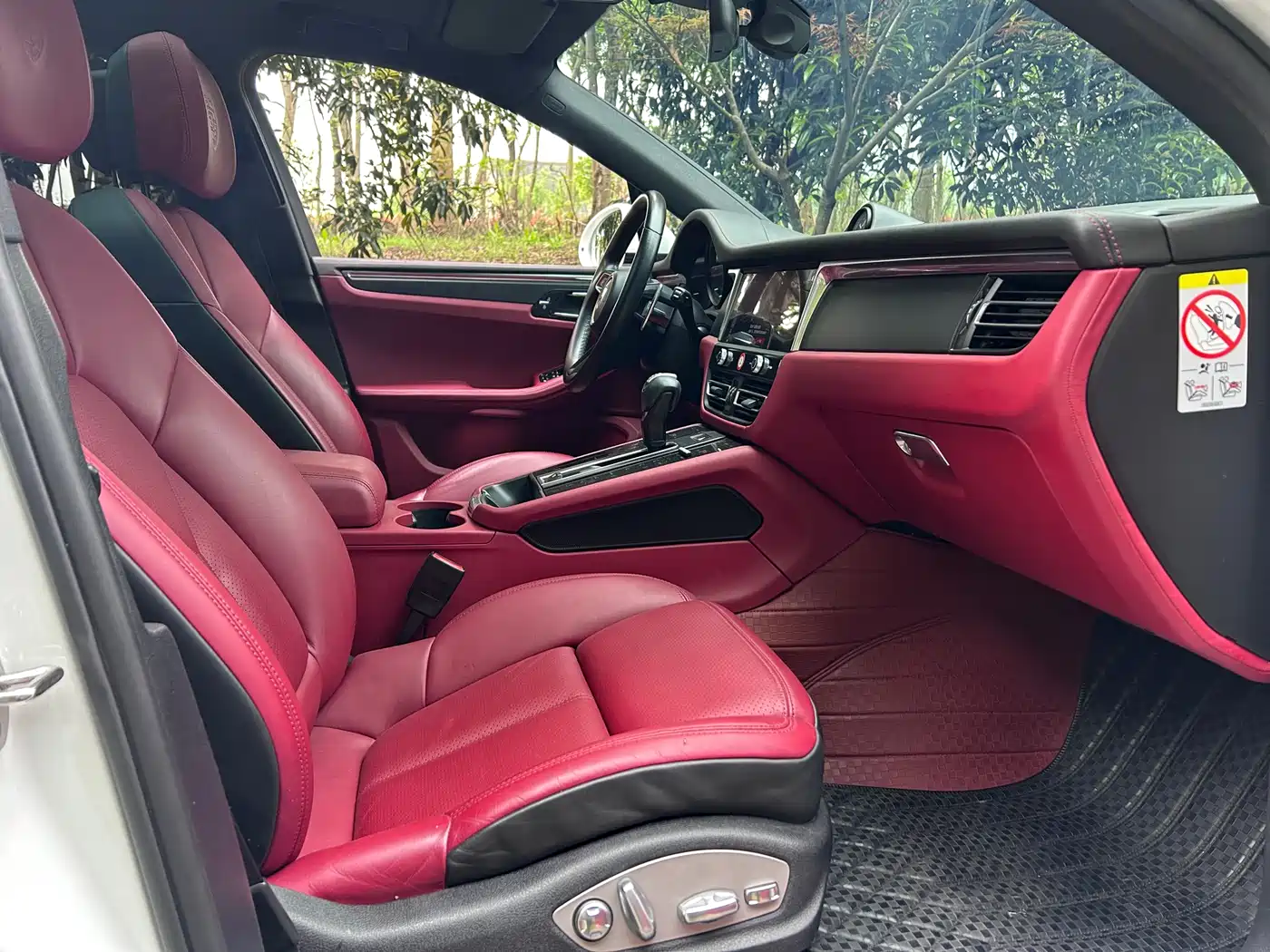 Porsche Macan 2022 Macan 2.0T фото 13