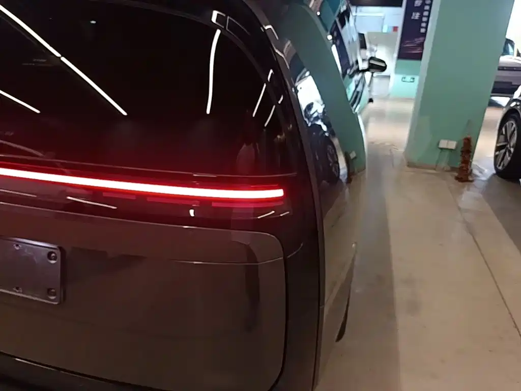 Li Auto MEGA 2025 2025 Ultra Smart Renewal Edition