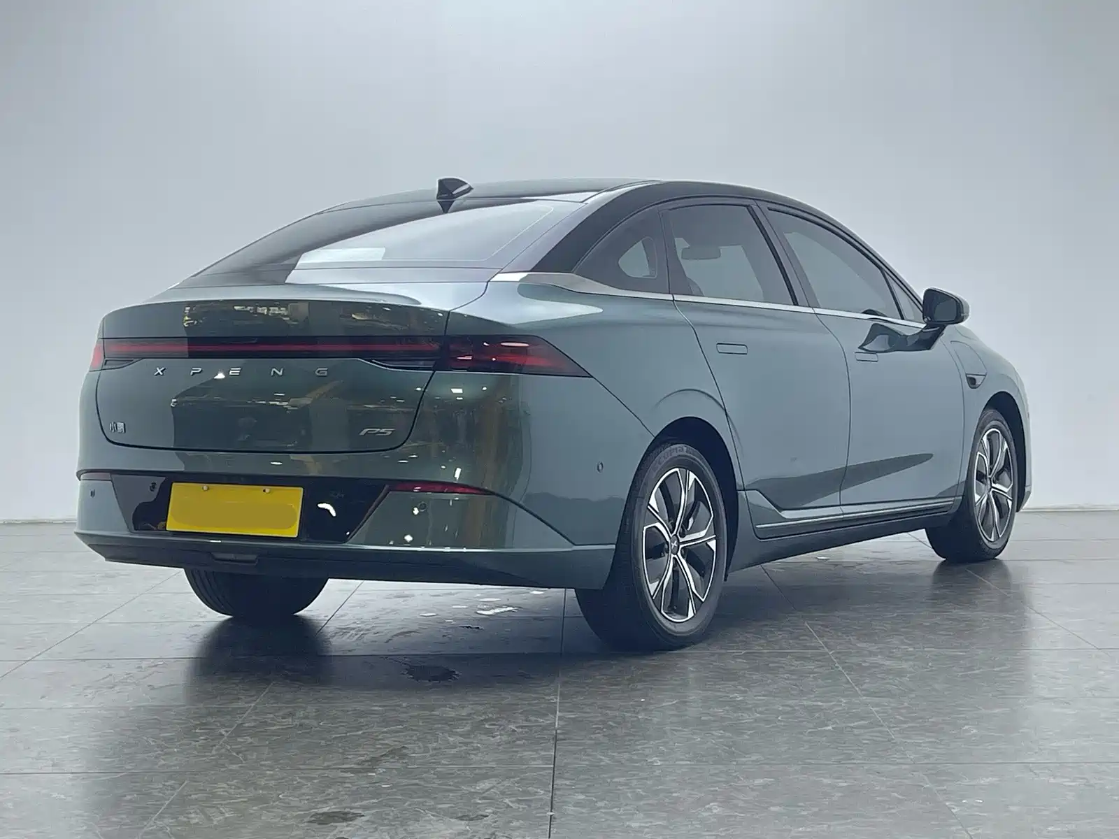 Фото 3 - XPeng P5
