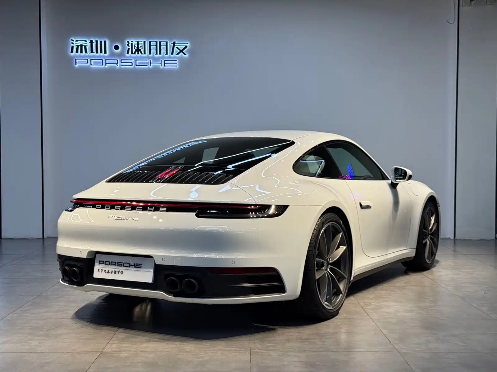 Фото 4 - Porsche 911