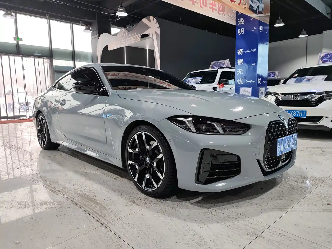 BMW 4 Series 2024 430i M Sport Shadow Edition фото 3