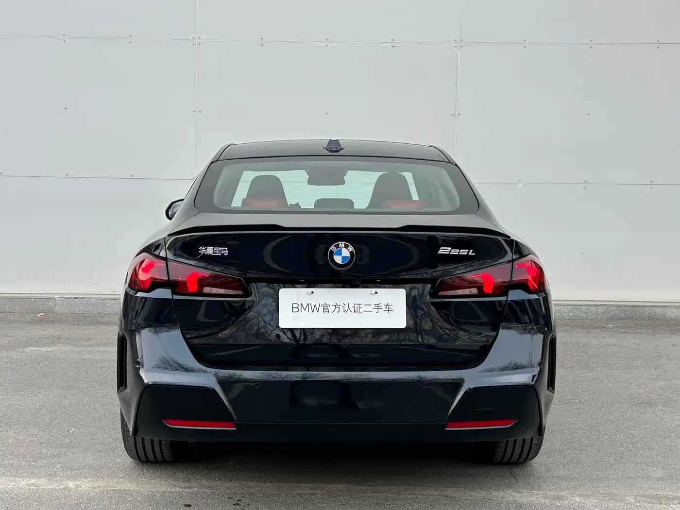 BMW 2-SERIES