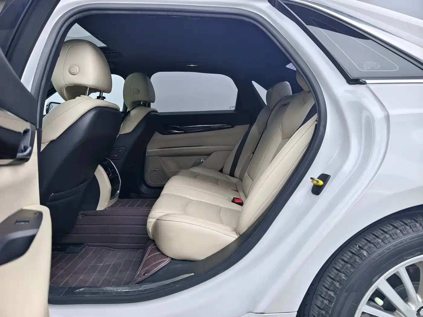 Cadillac CT6 2019 28T Fashion Model фото 15