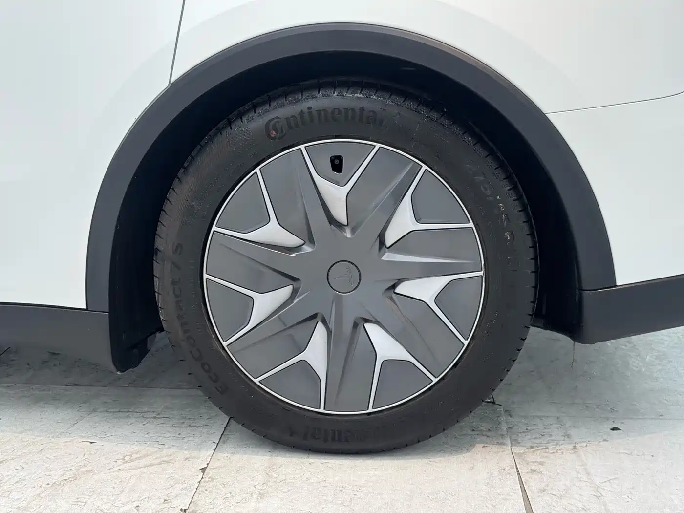 Tesla Model Y L 2025 2025 Facelift Long Range AWD