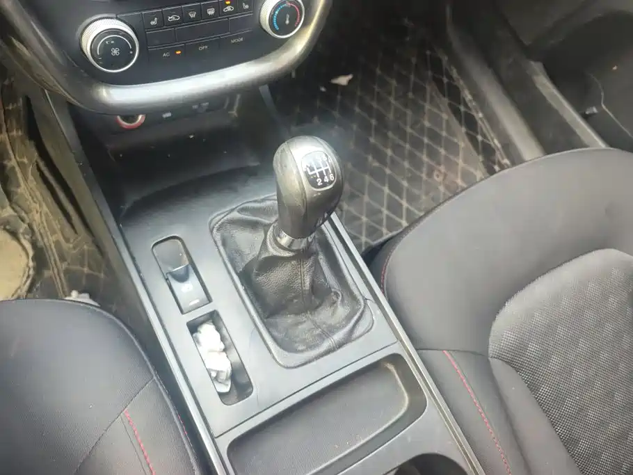 Besturn X80 2016 2015 2.0L Manual Comfort 2nd Anniversary Edition
