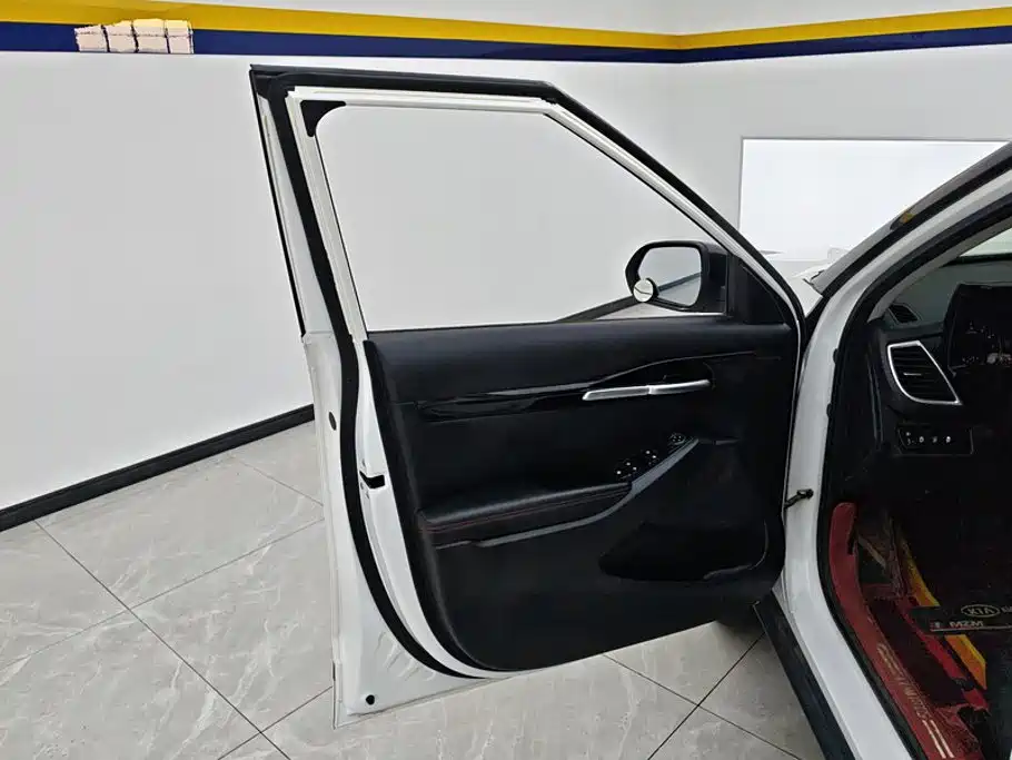 Kia KX3 Smart Run 2021 2021 1.5L CVT Fashion Edition