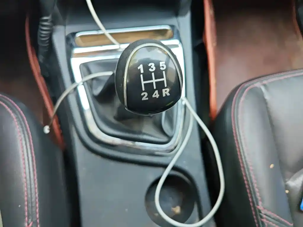 BAIC Huansu S2 2016 2014 1.5L Manual Luxury (China IV)