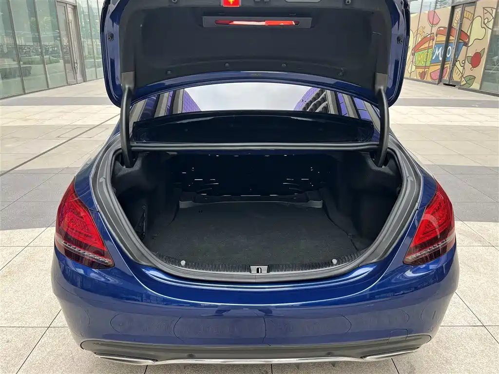 Mercedes-Benz C-Class 2020 C 260 L Sport фото 24