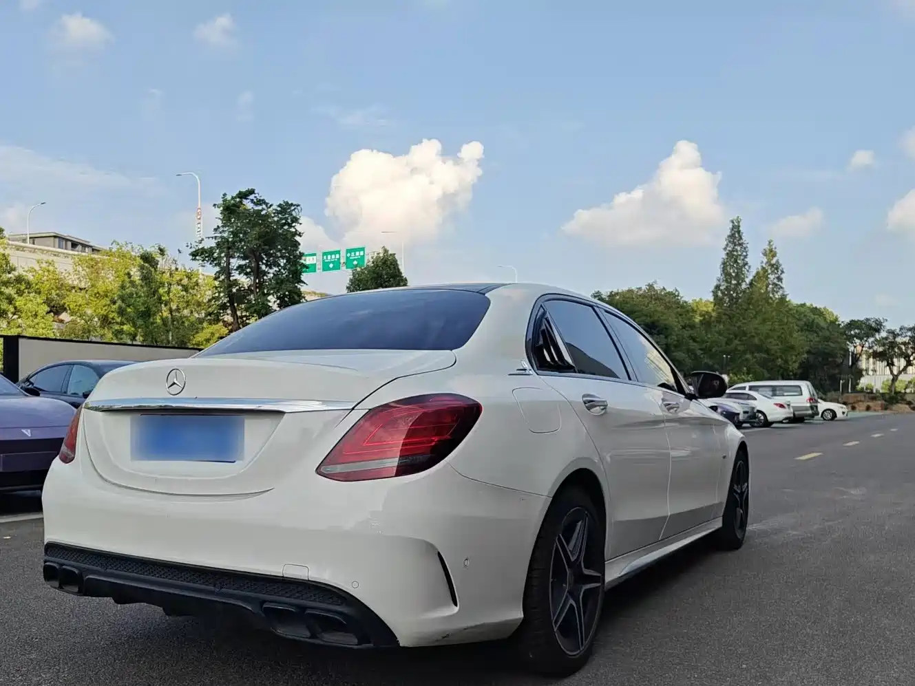 Фото 18 - Mercedes-Benz C-Class