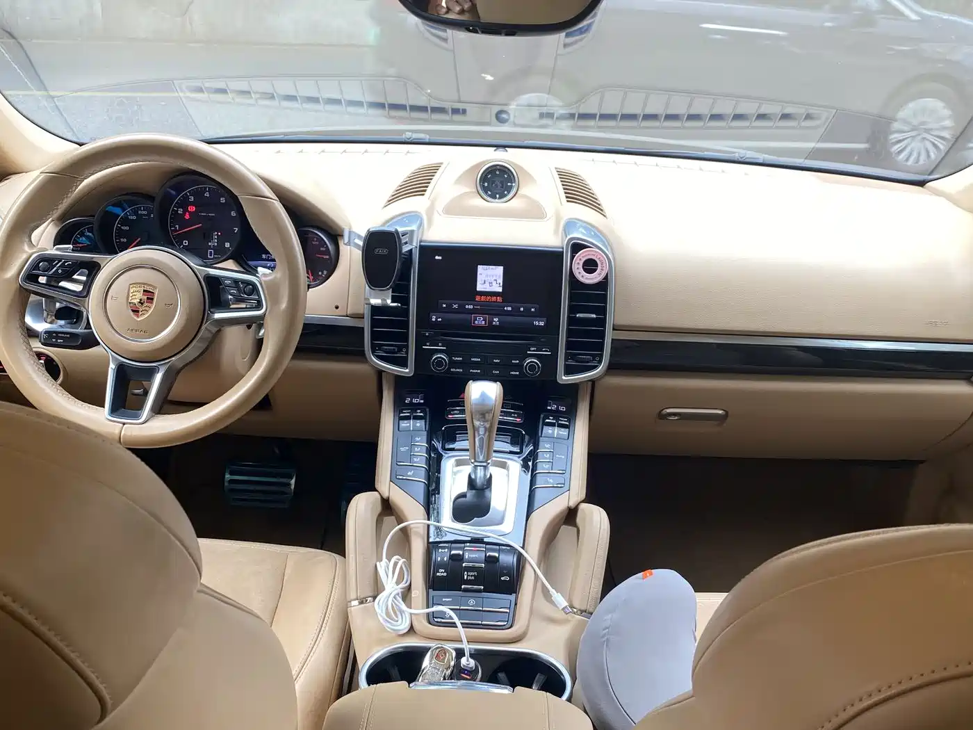Porsche Cayenne 2016 Cayenne 3.0T фото 4