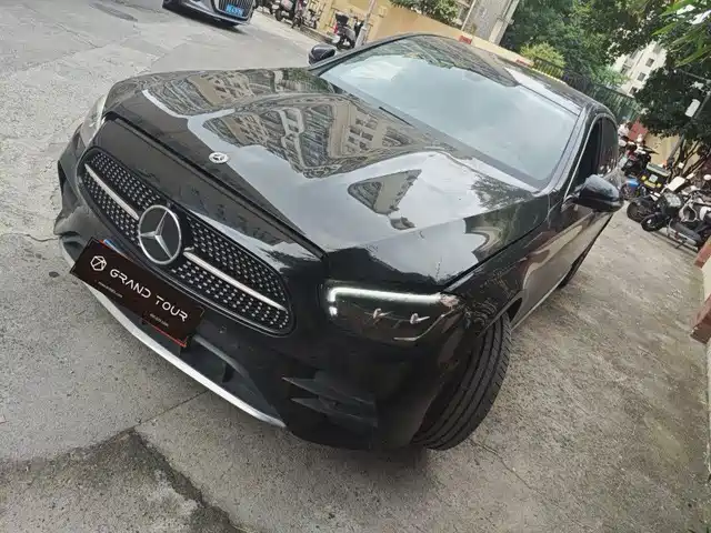 Mercedes-Benz E-Class 2023