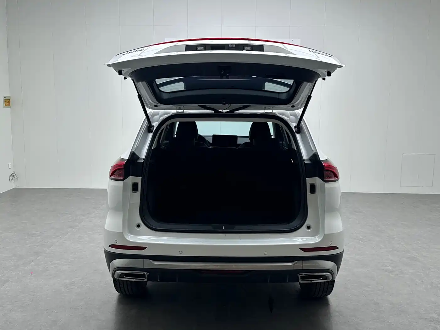 Photo 16 - Haval H6
