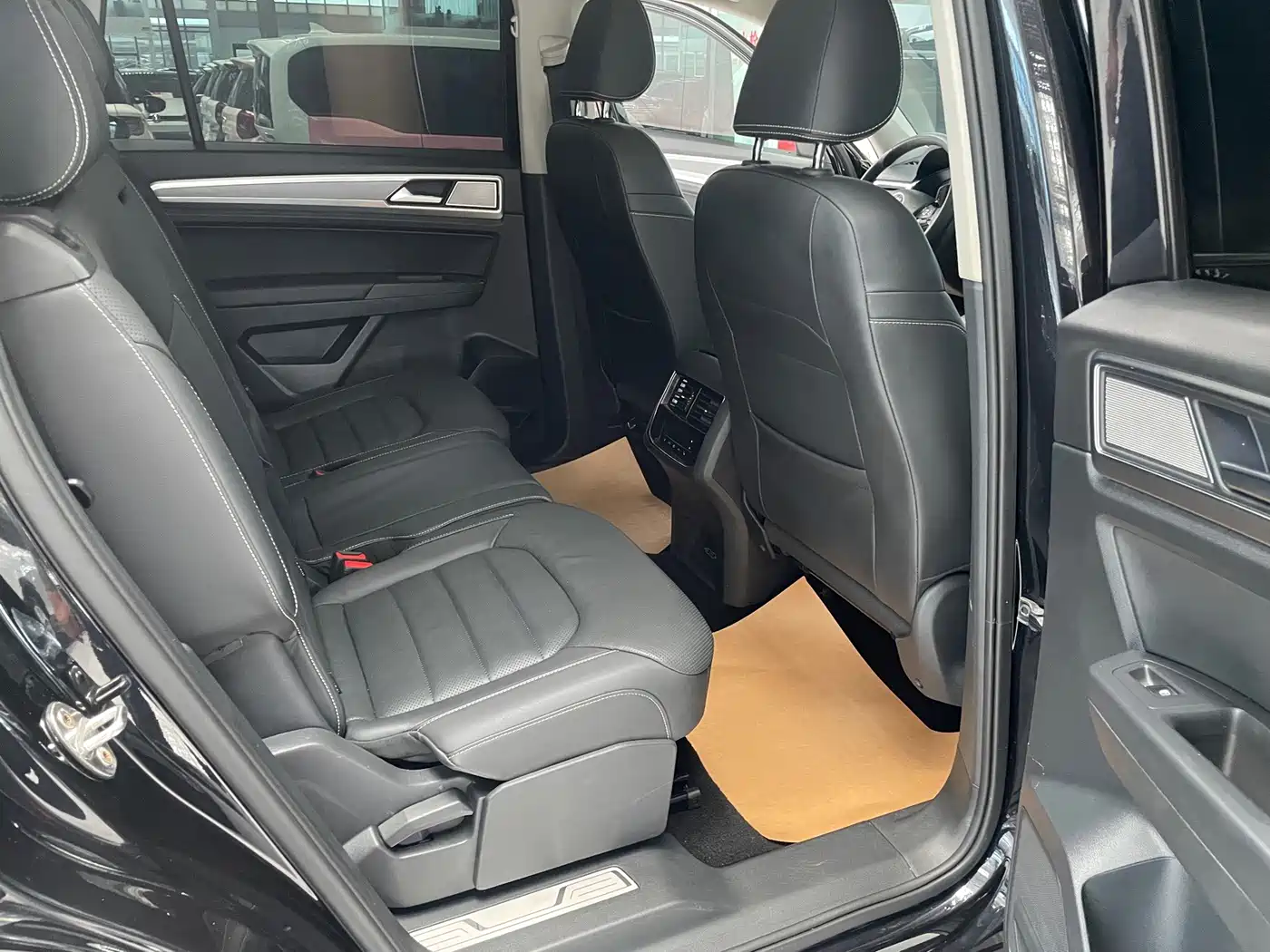 Фото 7 - Volkswagen Teramont