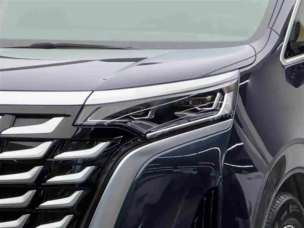 Denza D9 2025 2025 Model DM-i Smart Drive Edition 1020 AWD Flagship