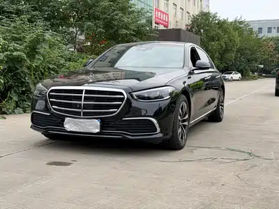 Mercedes-Benz S