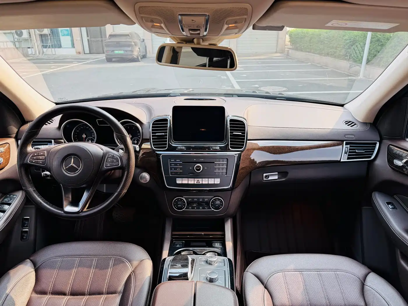 Mercedes-Benz GLS 2018 GLS 400 4MATIC Luxury фото 4