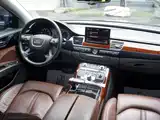 Фото 19 - Audi A8