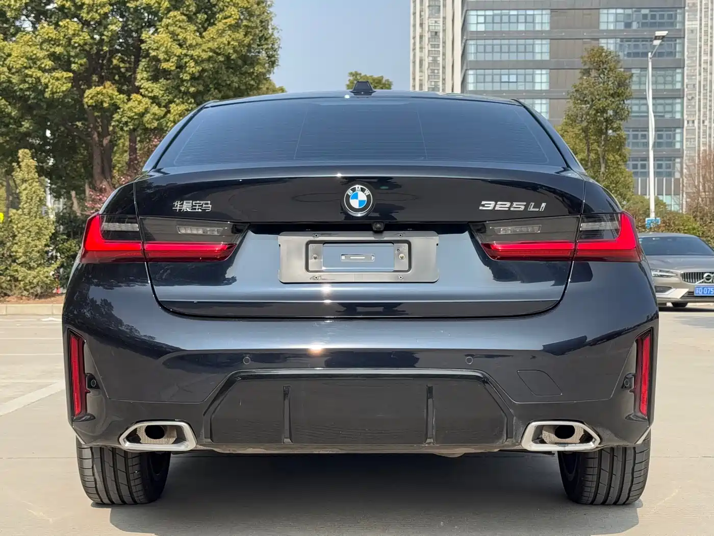 BMW 3 Series 2025 325Li M Sport Package фото 4