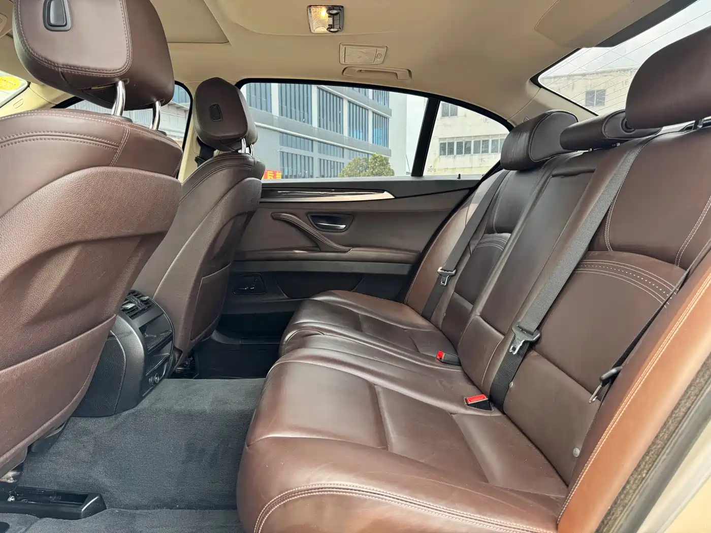BMW 5 Series 2014 525Li Luxury Design Package фото 14