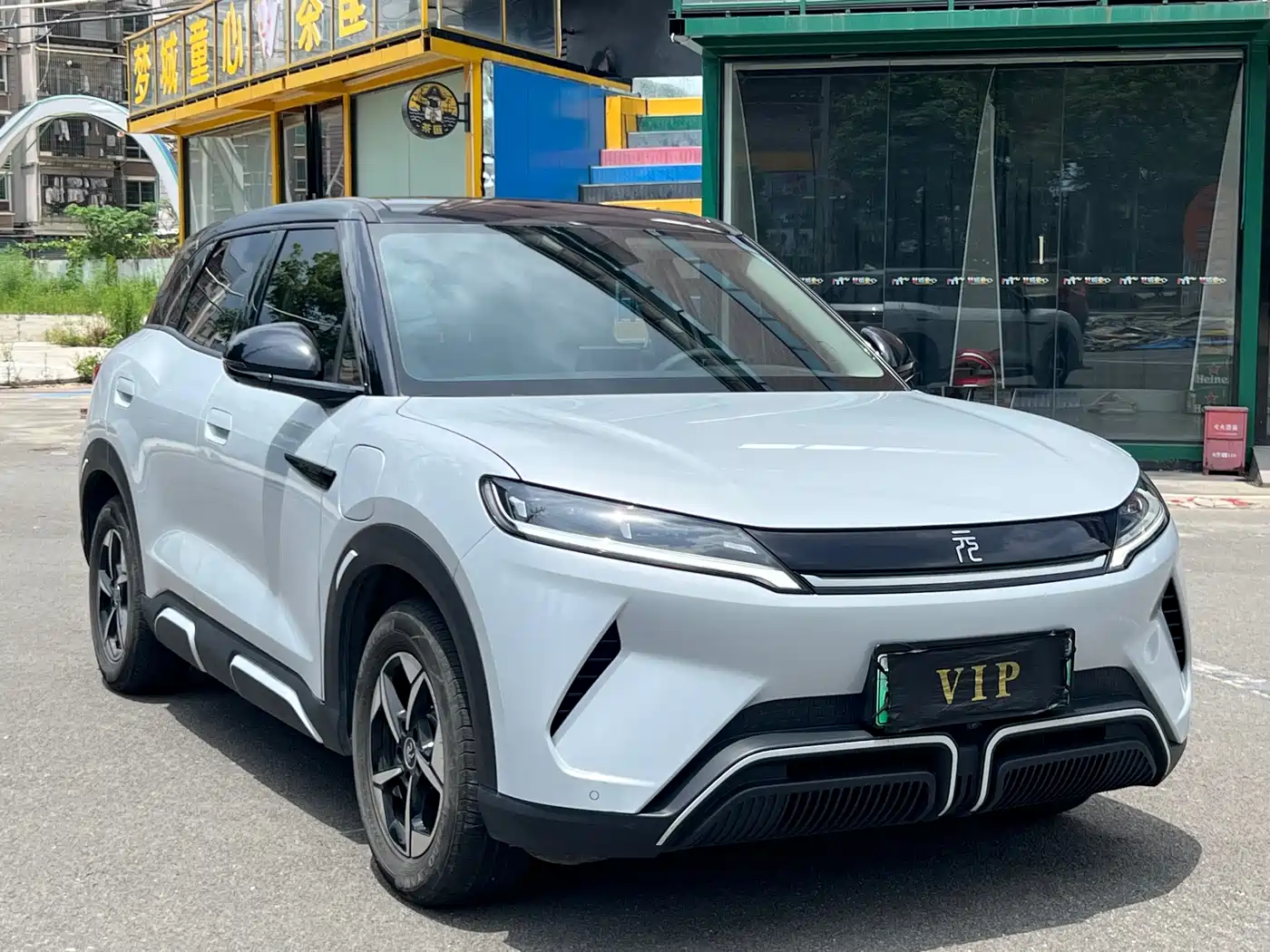 Фото 3 - BYD Yuan UP