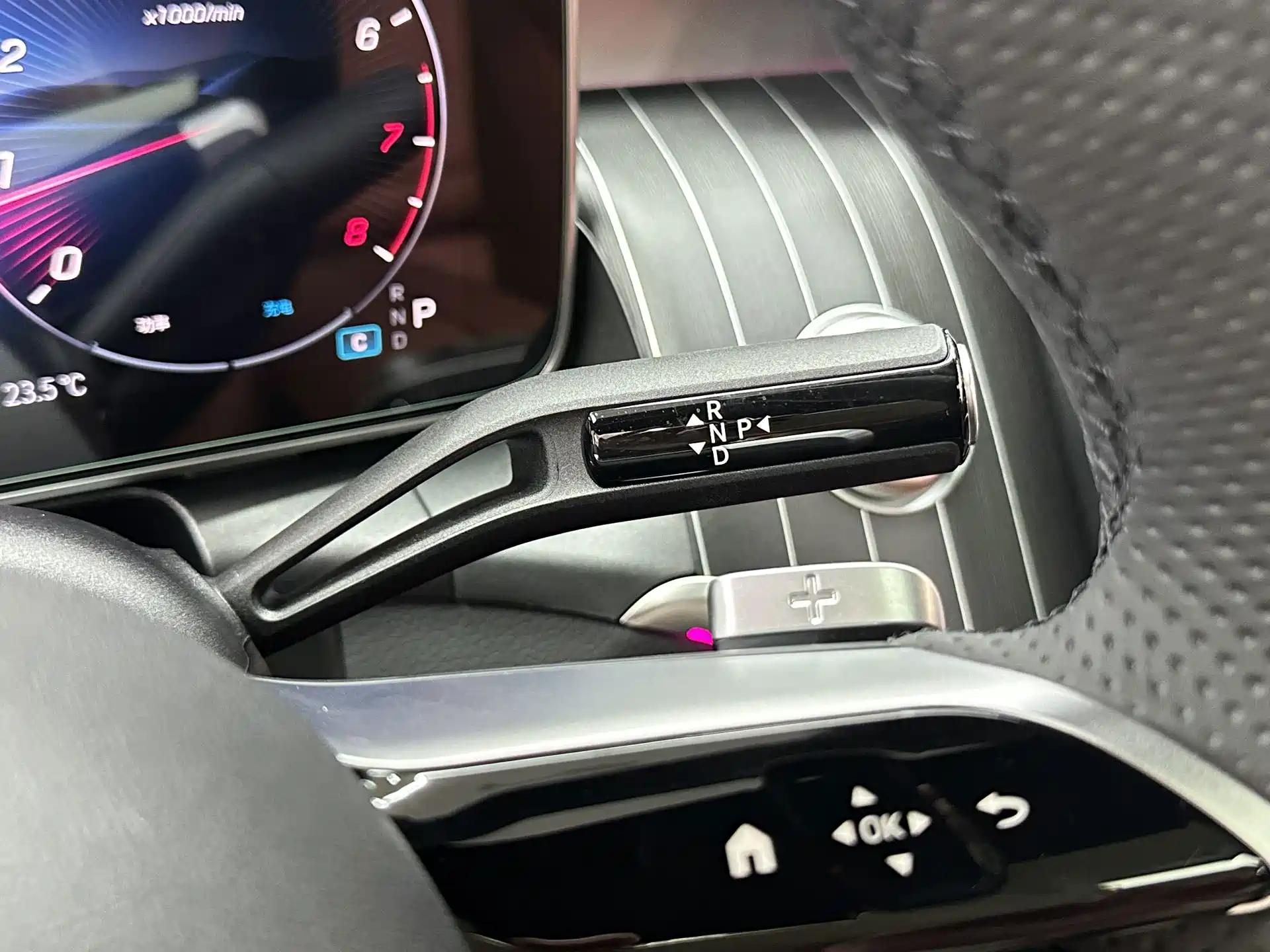 Фото 20 - Mercedes-Benz GLC