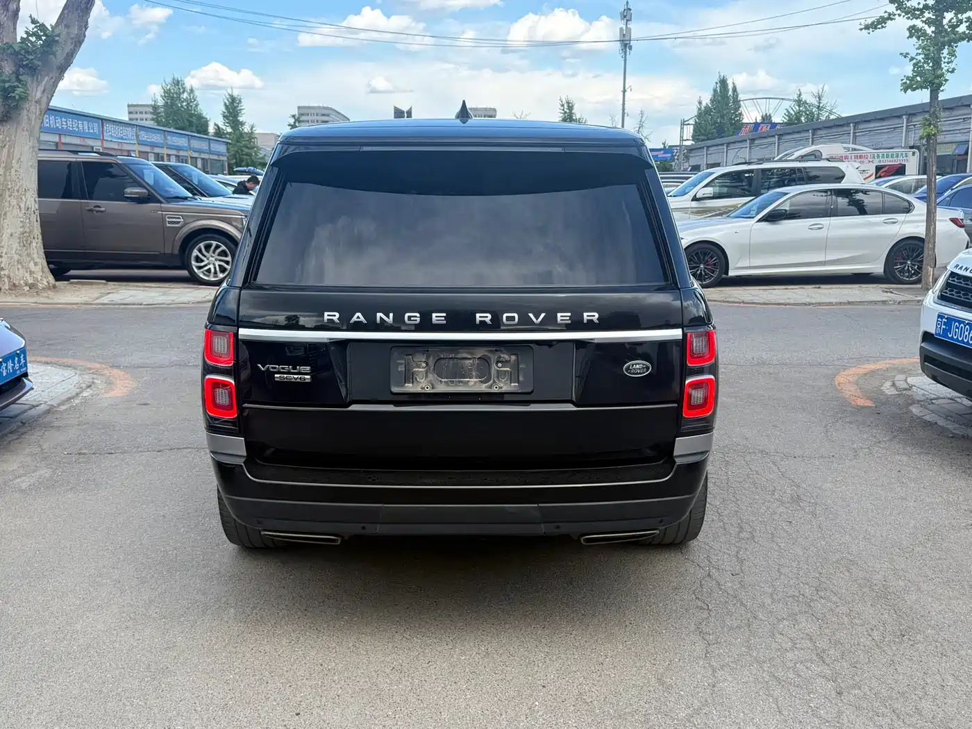 Land Rover Range Rover 2019 3.0 SC V6 Heritage Extended Edition фото 12