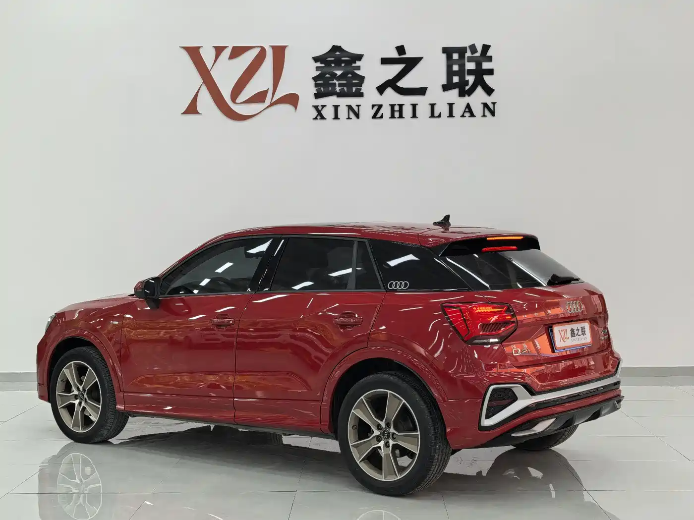 Фото 6 - Audi Q2L