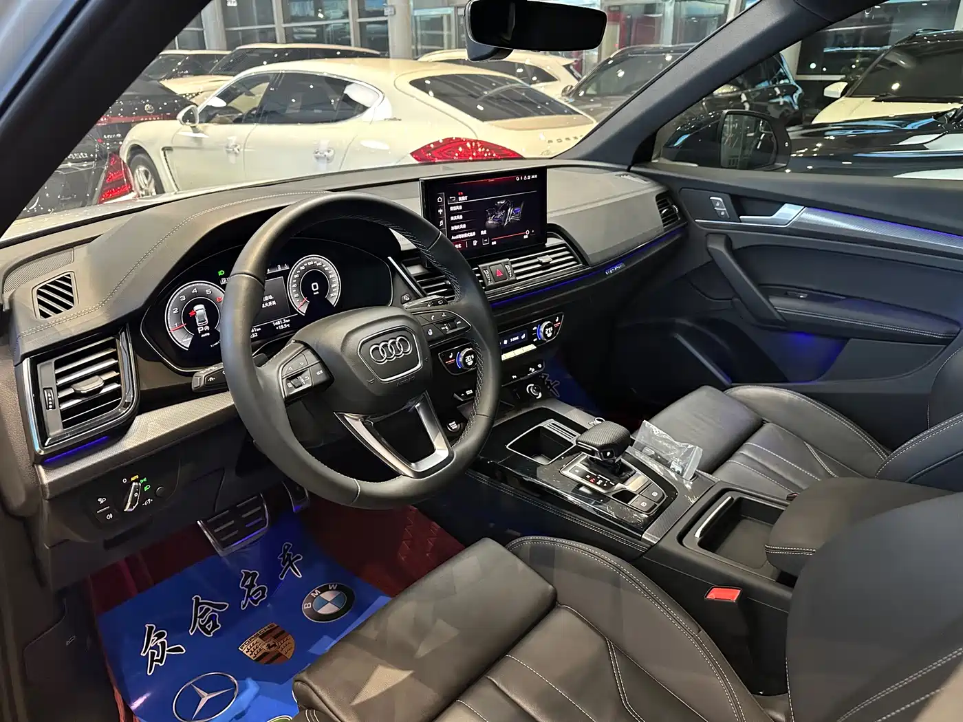 Audi Q5L 2024 Model 40 TFSI Luxury Dynamic фото 13