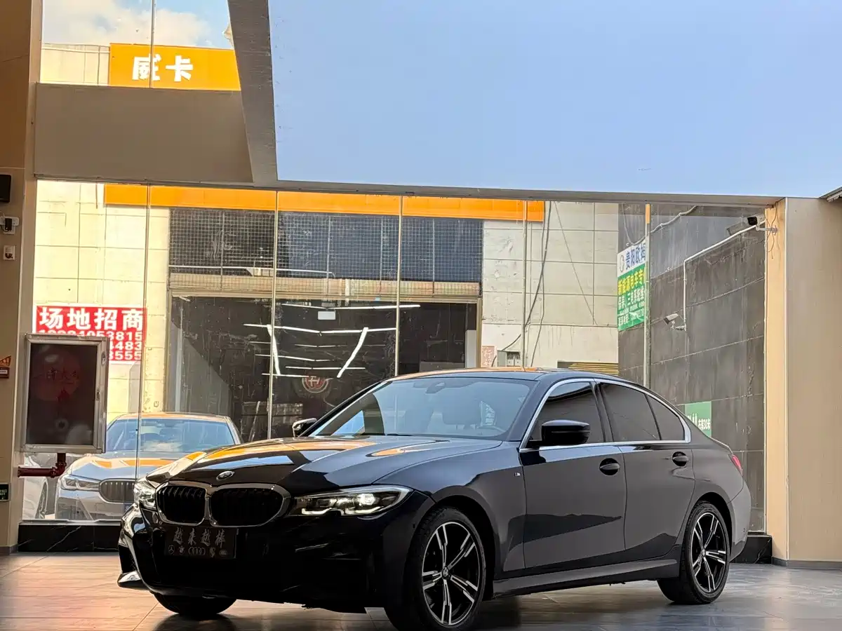 Фото 3 - BMW 3 Series