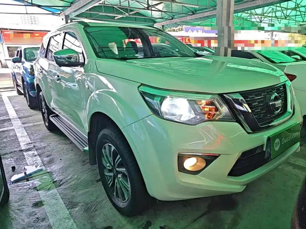 Nissan Terra 2018 2018 2.5L Automatic 2WD Luxury Edition
