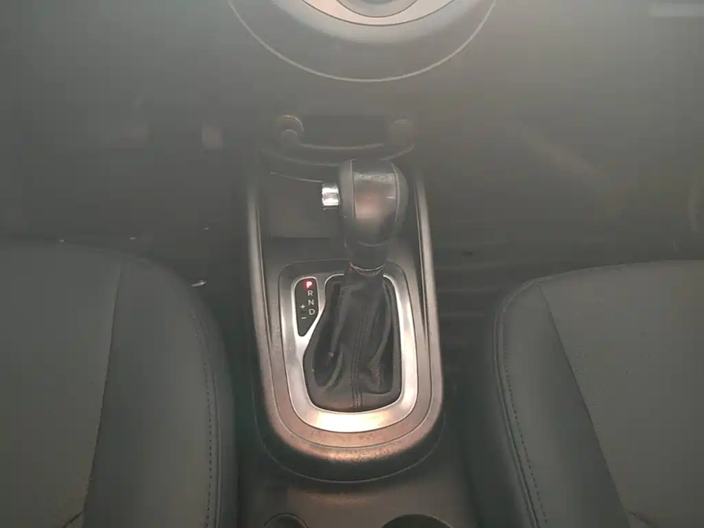 Kia Soul 2014 2013 1.6L AT GL
