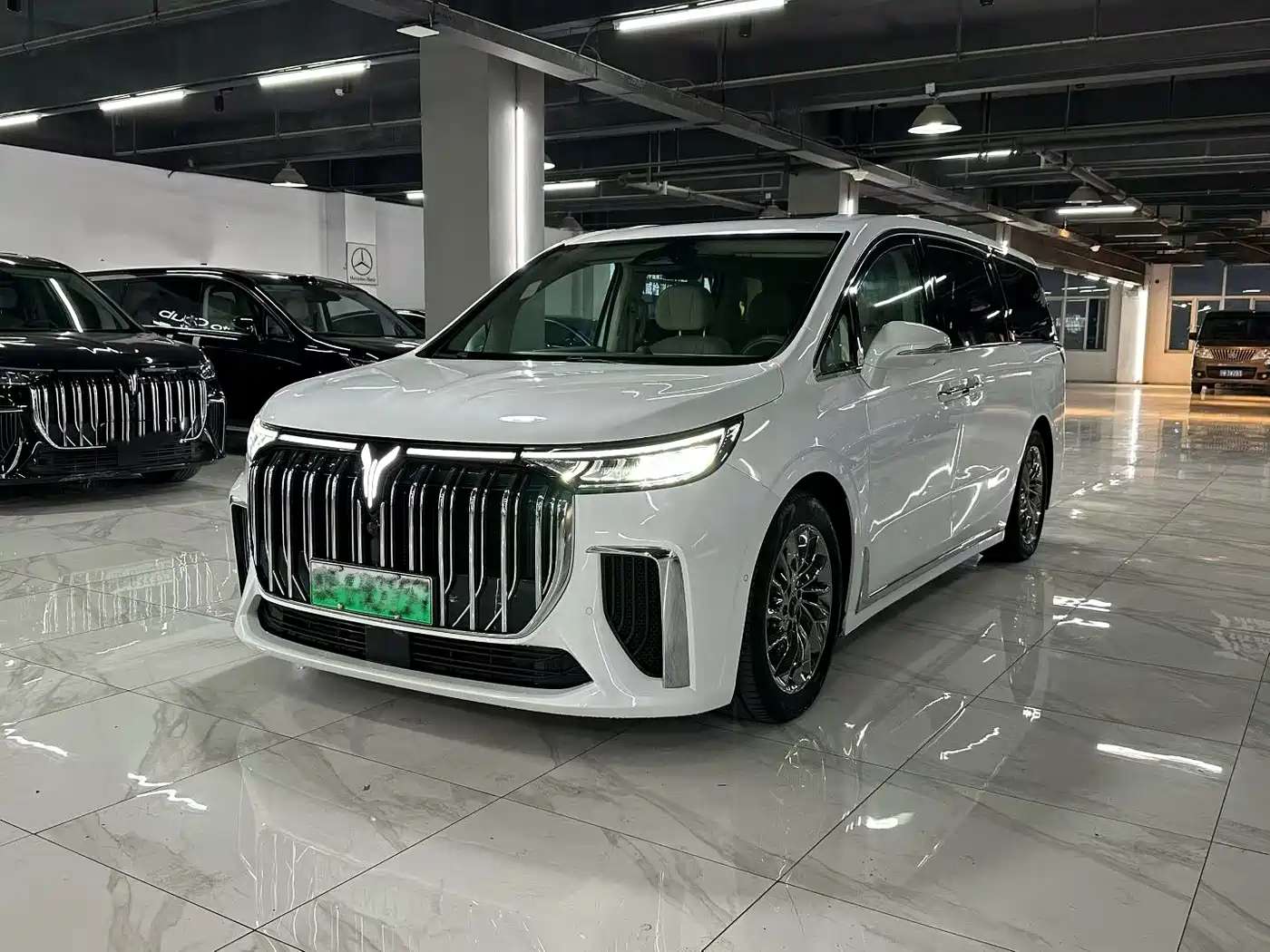 Voyah Auto Voyah Dreamer 2022 Low-carbon Dream+Smart Package