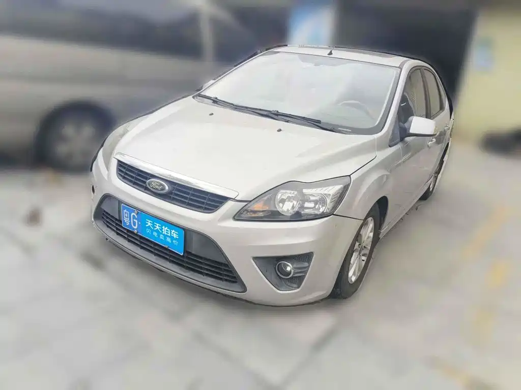 Фото 1 - Ford Focus