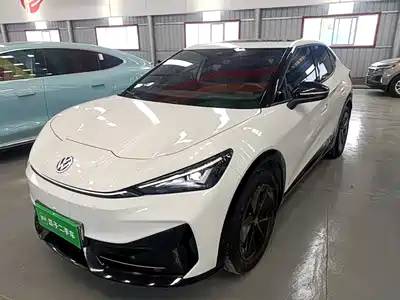 Volkswagen ID. UNYX 06
