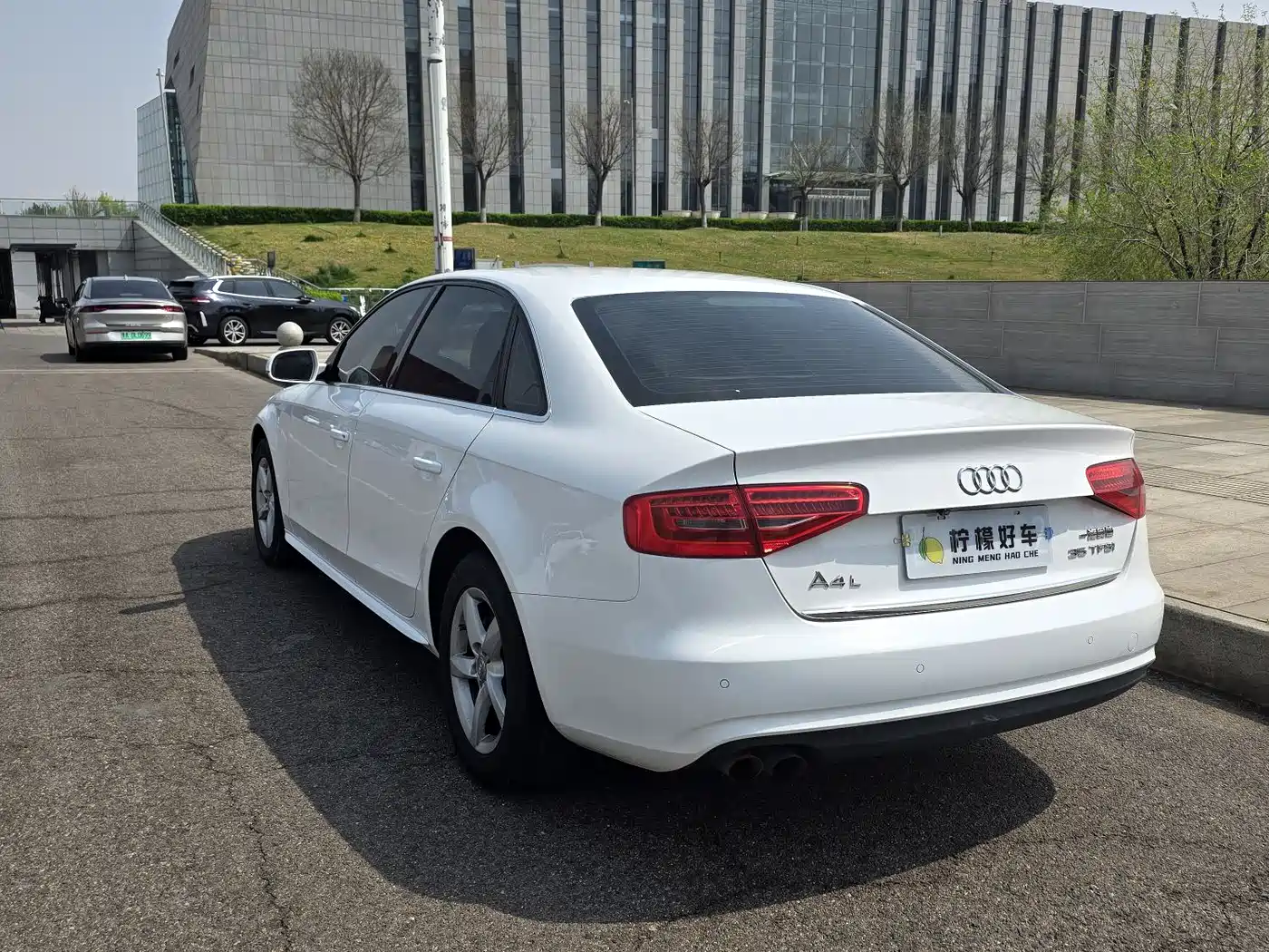 Audi A4L 2013 35 TFSI Automatic Comfort фото 7
