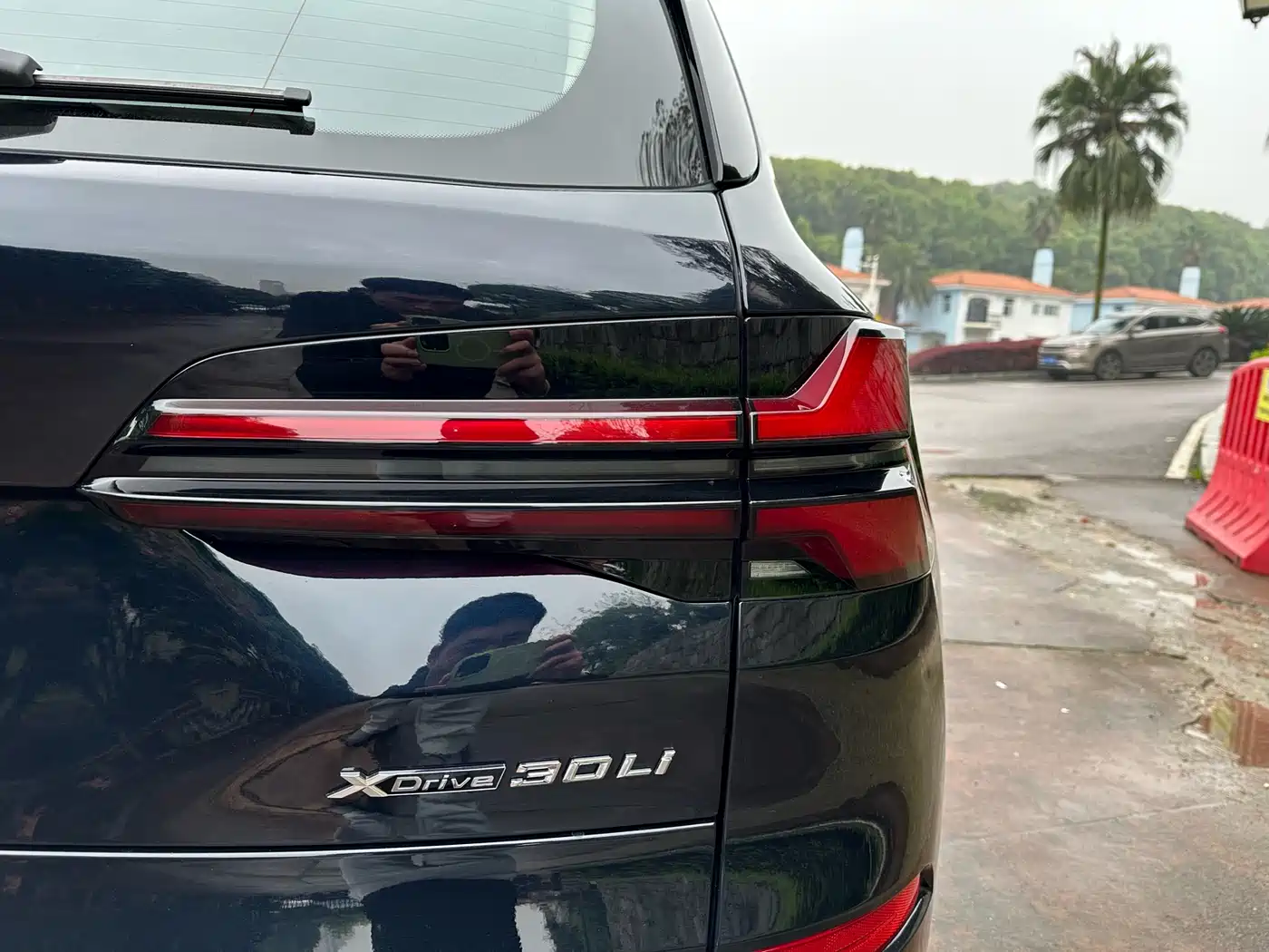 BMW X5 2025 Model xDrive 30Li Exclusive M Sport Blackout Package фото 19