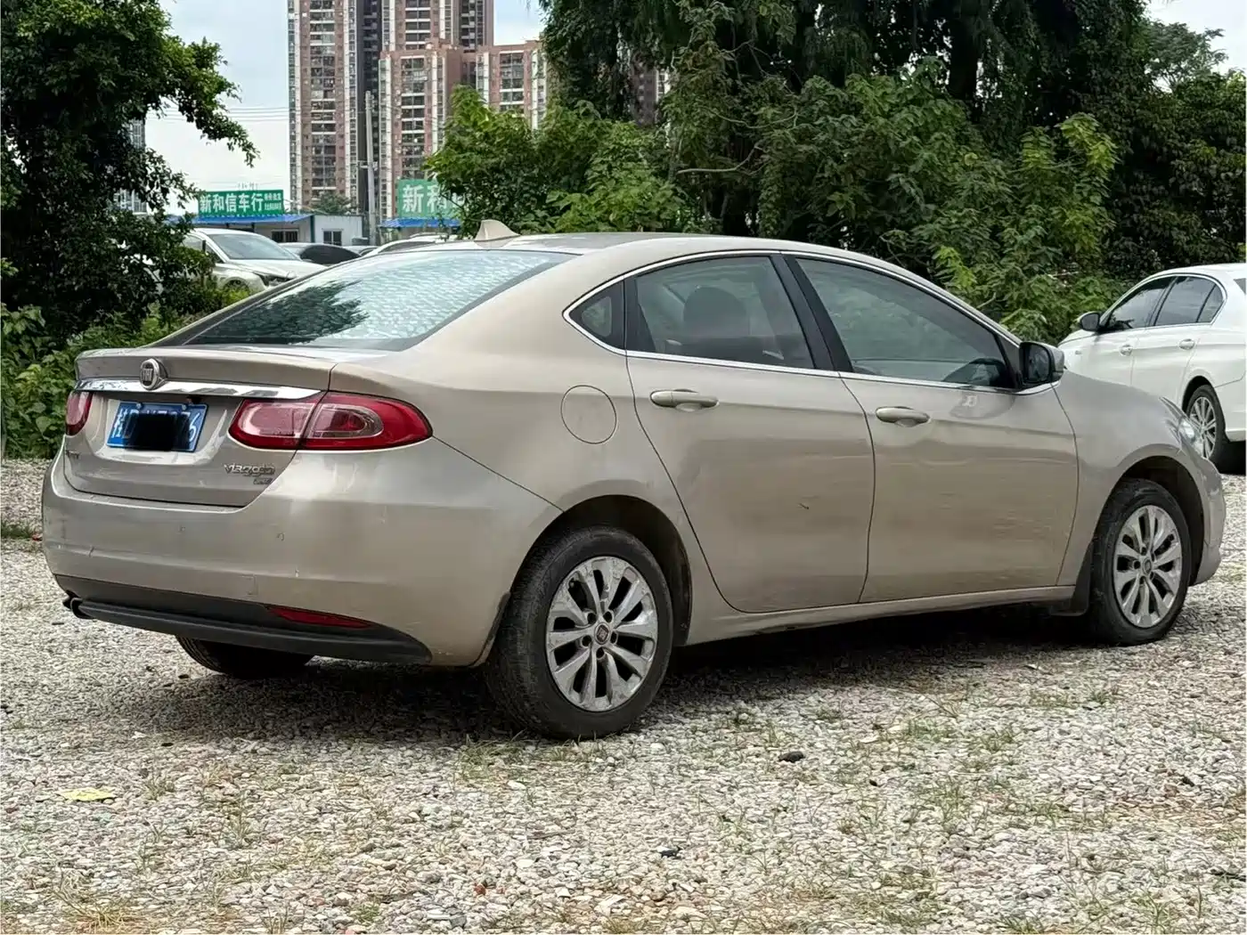 Fiat Viaggio 2013 2012 1.4T Auto Power Edition