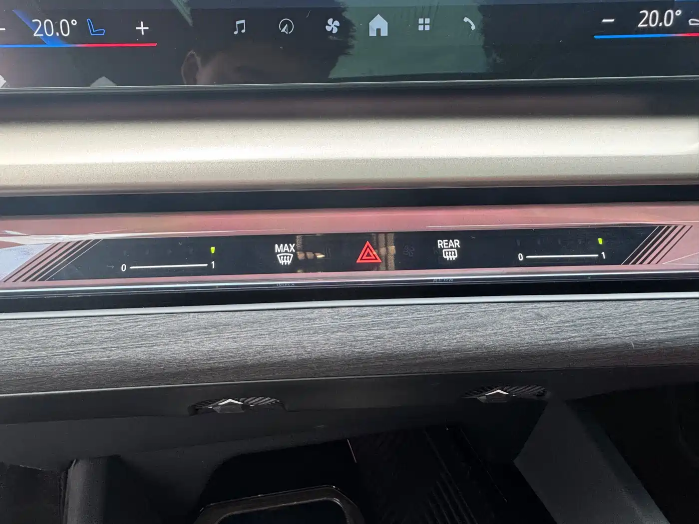 BMW 5 Series 2025 530Li Premium M Sport Package фото 12