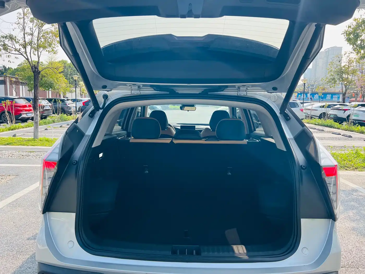 GEELY AUTOMOBILE BOYUE L