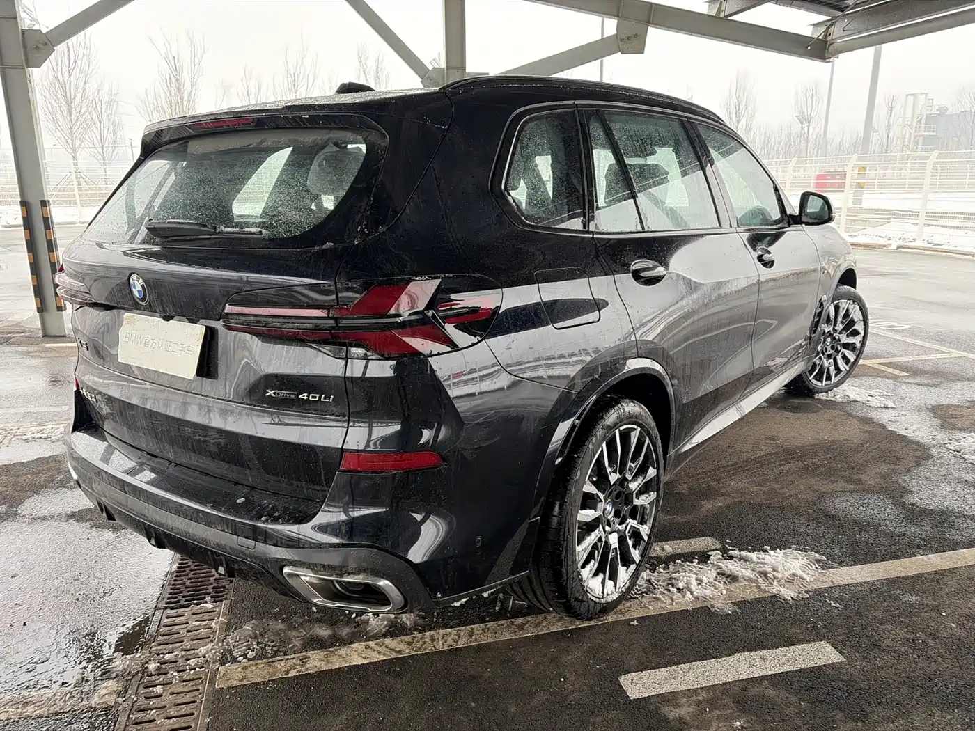 BMW X5 2025 Model xDrive 40Li M Sport Blackout Package фото 4
